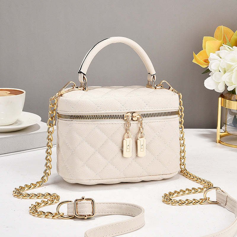Large Capacity, High-end Feel Fashionable Women's Bag - Image 6