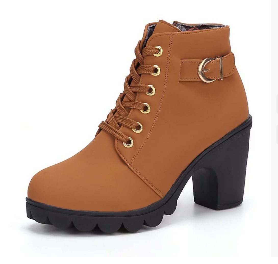 Women’s Suede Square Heel Boots - Image 9