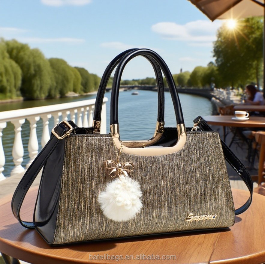 Women's Leather Handbag - Image 2
