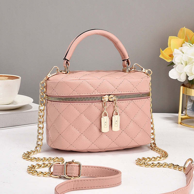 Large Capacity, High-end Feel Fashionable Women's Bag - Image 4